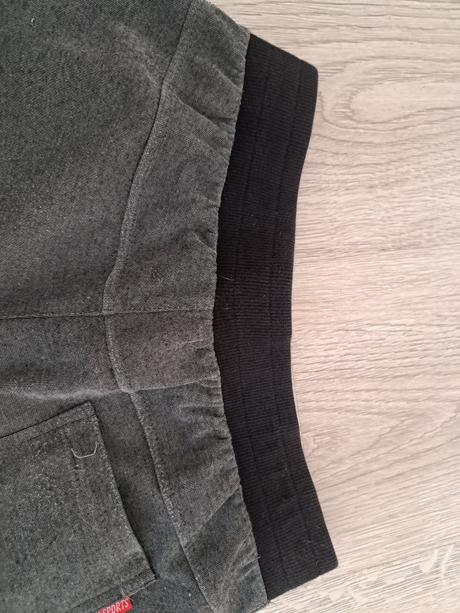 Šedé tepláky pre chlapca, 146