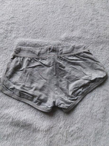 Kratke nohavice, 128