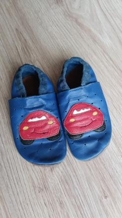 Handmade capačky 27, 27