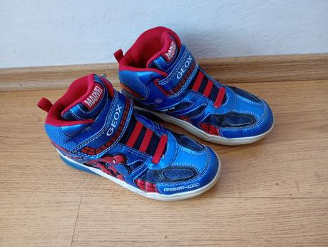Geox blikajuce tenisky 33, geox,33