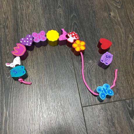 Drevená navliekačka, 