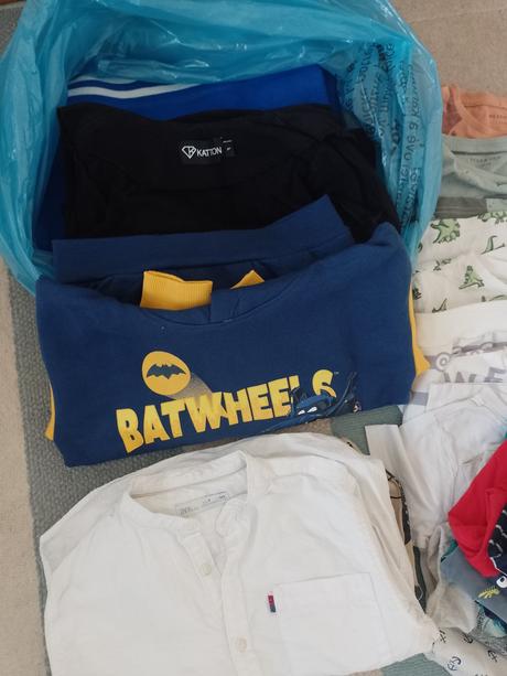 Balík oblečenia c. 122, 122–134