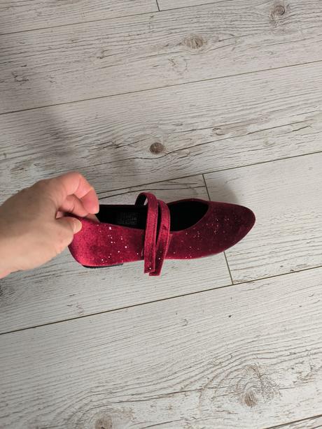 Zamatové balerínky, reserved,34