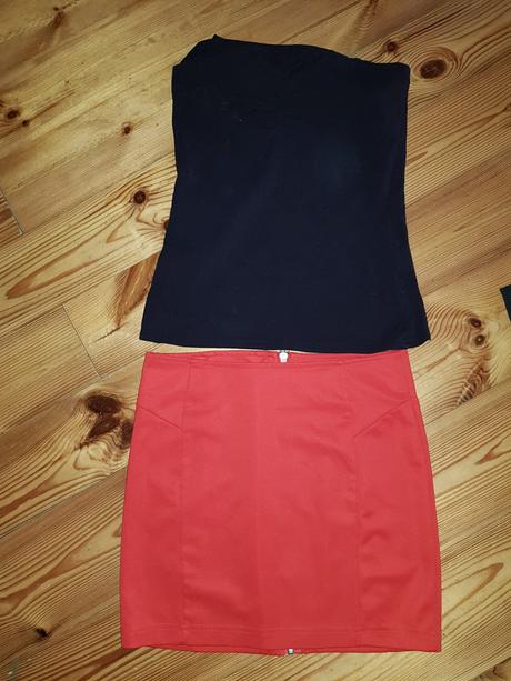 Sukna a tricko xs, 34