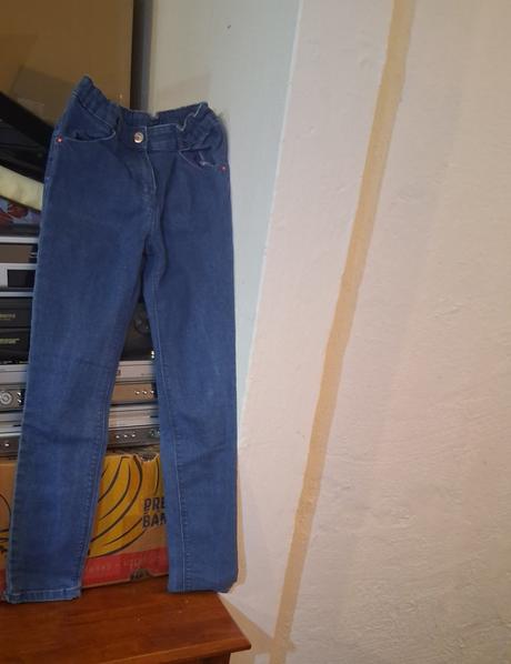 Rifle jeans elastické ako nové, 140