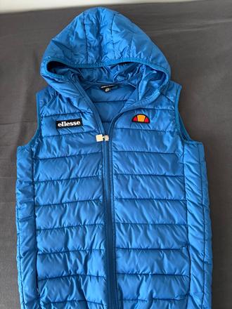 Vesta ellesse, 158