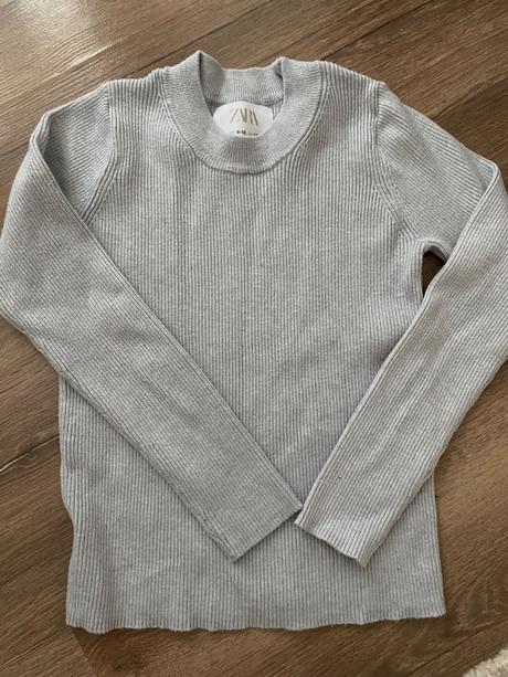 Svetrik 134/140, zara,140