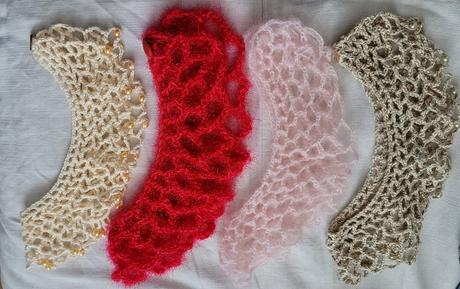 Háčkované goliere,