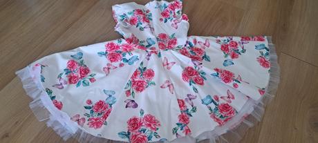 Spoločenské šaty, 134