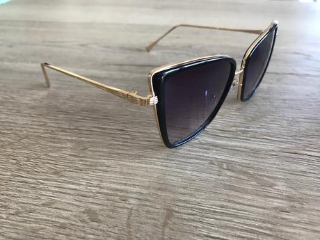 Elegantné slnečné okuliare,