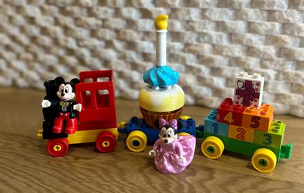 Lego duplo 10597 mickey a minnie narodeninový vlak,