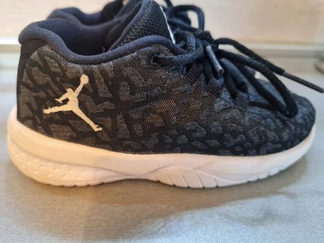Jordan tenisky, air jordan,25