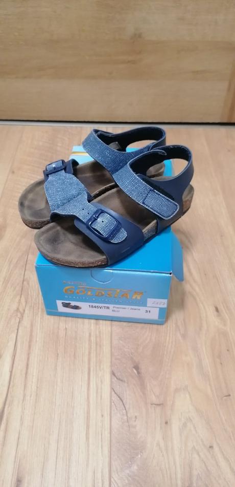 Sandálky, 31