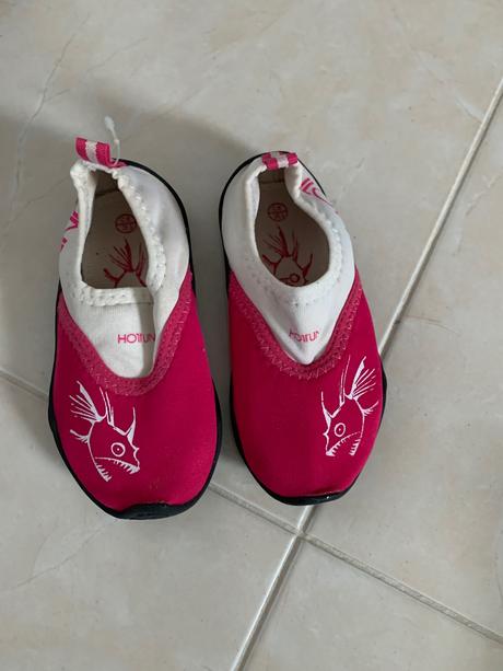 Topánky do mora, 25