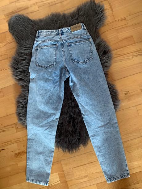 Rifle s vysokým pasom, pull&bear,32