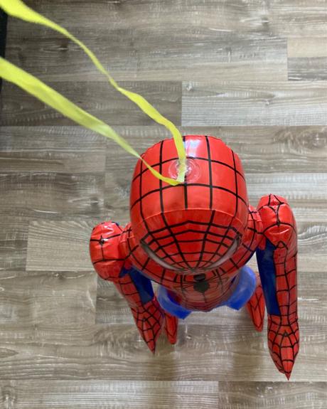 Nafukovací spider-man,