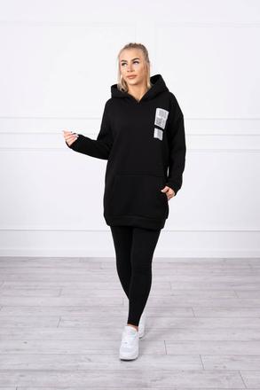 Mikina s kapucňou a nášivkami čierna,