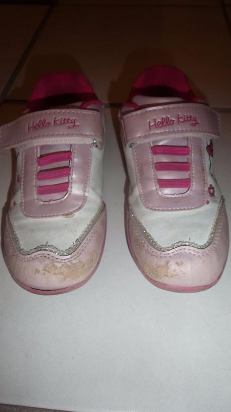 Tenisky hello kitty, 29
