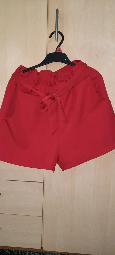 Šortky, ad style,38