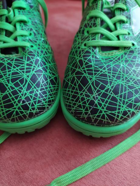 Kopačky (futbalové halovky), lotto,32