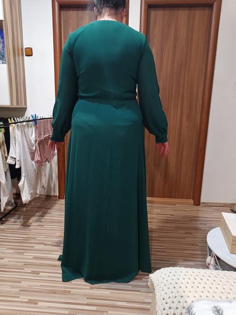 Krásne zelené šaty veľkosť 46, 46