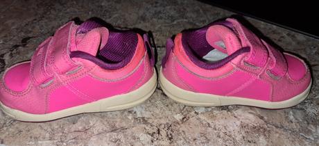 Dievčenské  tenisky, nike,21