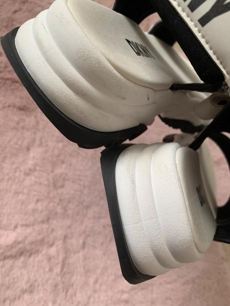 Sandálky dkny č. 38, dkny,38