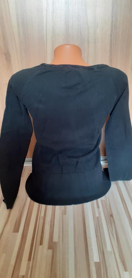 Čierny svetrík na zapinanie diverse, m