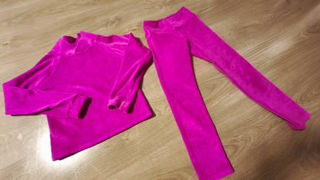 Tepláková suprava zn. zuppa, 134