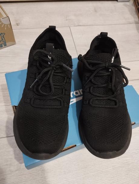 Lahke tenisky, sprandi,34