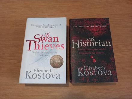 Elisabeth kostova v anglictine xs24,