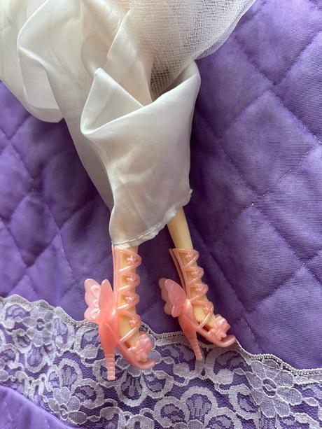 Barbie nevesta, 