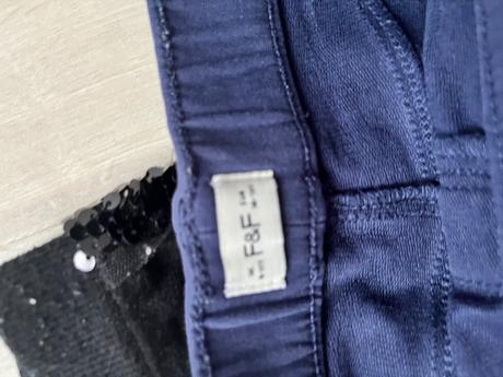 Leginy dzeginsy, h&m,134