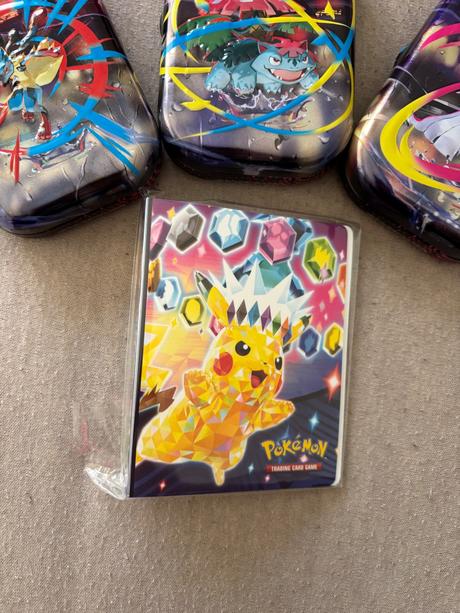 Pokémon album pikachu+ 3x mini tin, 