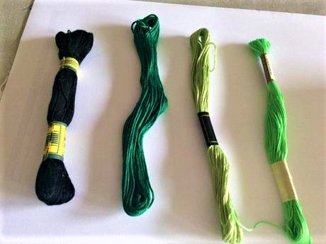 Bavlnky / moulinky na vyšívanie, 