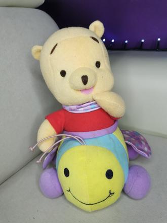 Fisher price macko pú - vibračné,