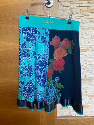 Sukna desigual, desigual,s