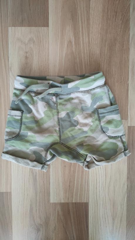 Zara kraťasy veľkosť 68/74, zara,68