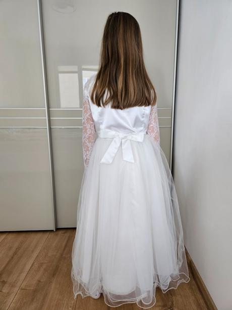 Šaty na 1. sv. prijímanie, 140