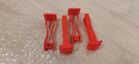 Predám diely na autodráhu carrera go , d 143, 