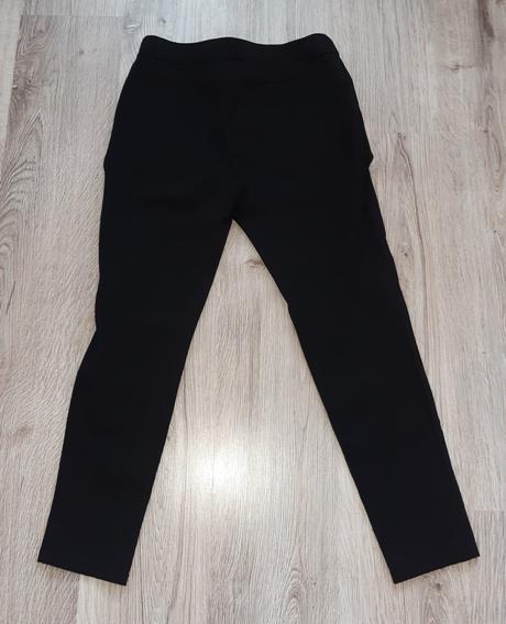Elastické čierne nohavice, l