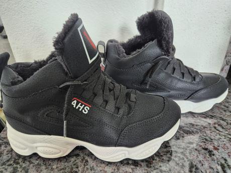 Zateplené tenisky, 36