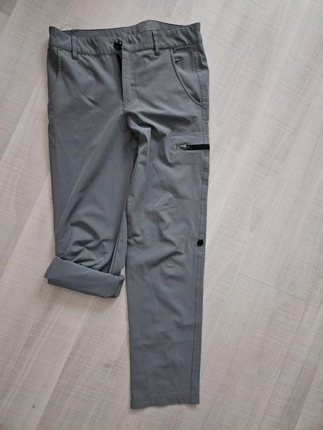 Sportove letne nohavice, 146