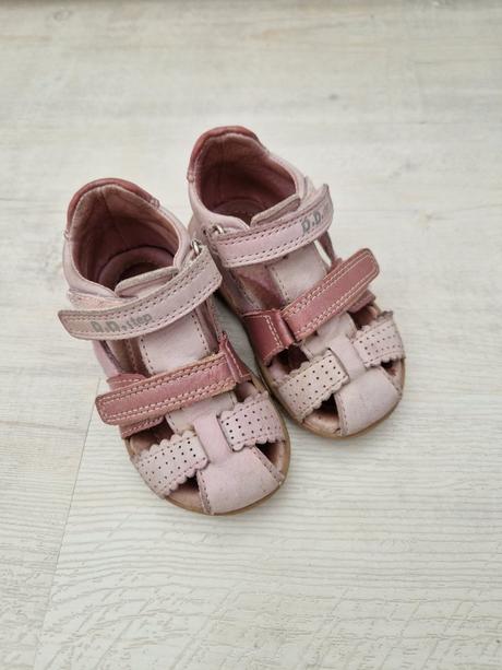 Sandalky, d.d.step,21