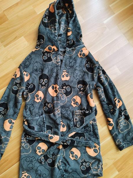 Ponúkam chlapčenský župan, 146