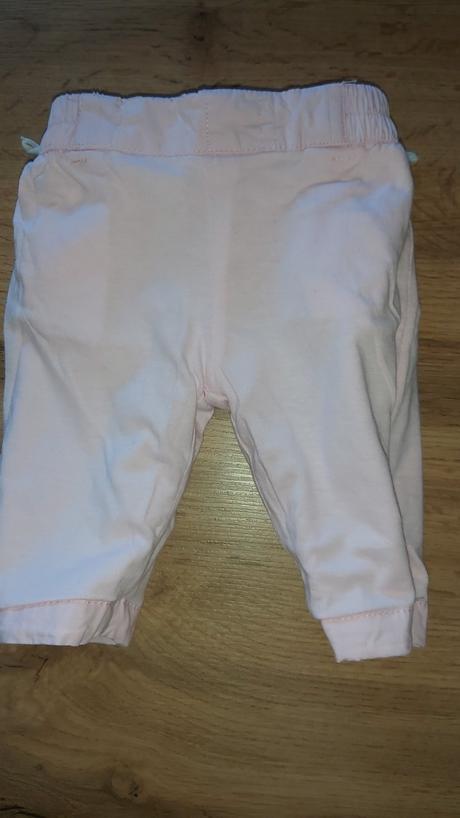 Podsite nohavice, baby,56