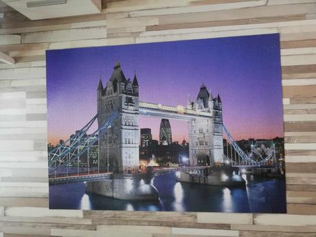 Poskladané puzzle tower bridge, 