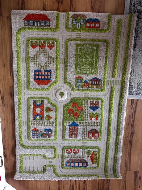 Detsky koberec ivi mesto, 