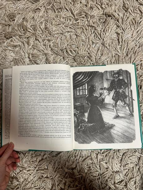 Kniha dávne povesti o slovenských hradoch,