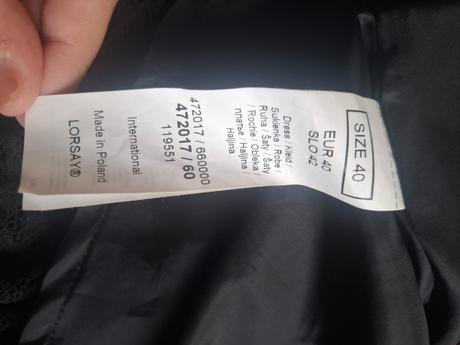 Krásne dámske čipkované šaty s odhalenými ramenami, orsay,l
